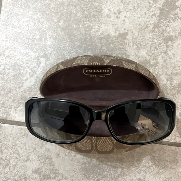 Coach sunglasses - Picture 1 of 1